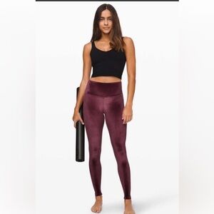 LULULEMON ATHLETICA Womens Size 0 Purple Velvet Wunder Lounge High Rise Legging
